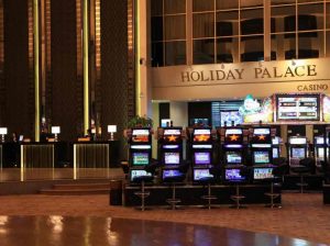 Thông tin chung về Holiday Palace Resort & Casino
